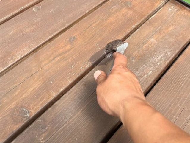 小野市でウッドデッキ中塗り